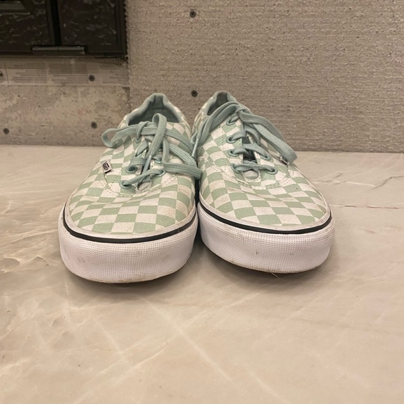 Green and white size 10 women’s sneakers - Picture 6 of 7